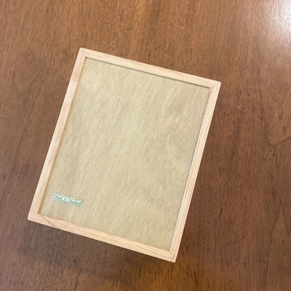 Crate & Barrel 4x6” photo storage box w/ sliding windowpane display lid. New-ish
